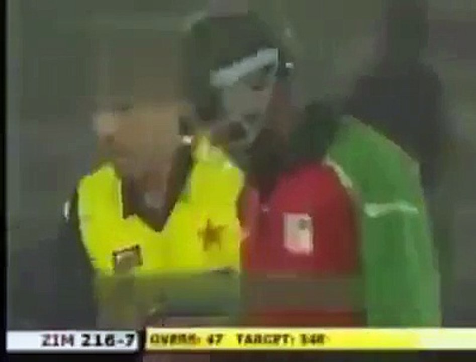 Misbah Ul Haq Bowling