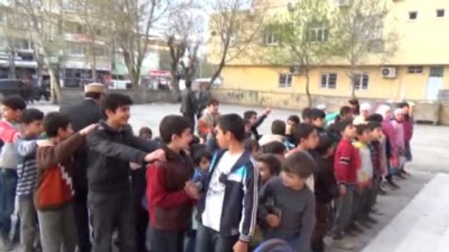 Savaş Mağduru Çocukların Eğitim Sevinci