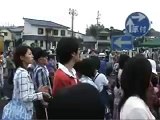 Japanese High School Band - Walking in Japan 日本の高校のバンド - 日本のモンスター