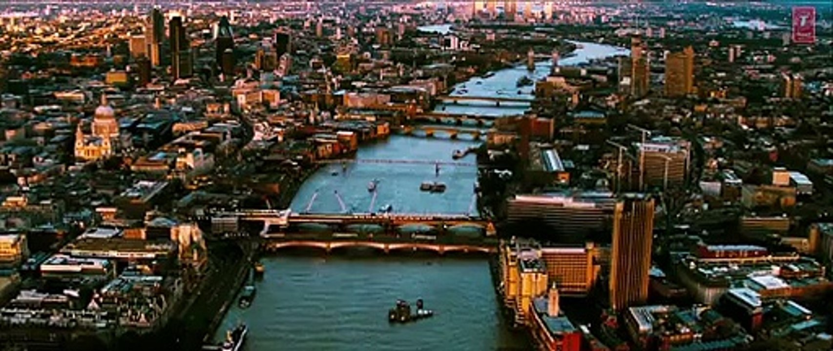 Total Siyapaa Official Trailer 2013 - Ali Zafar, Yaami Gautam, Anupam Kher, Kirron Kher