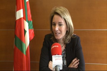 Quiroga: PP "no aspira" al papel del PSE como "bastón del PNV"