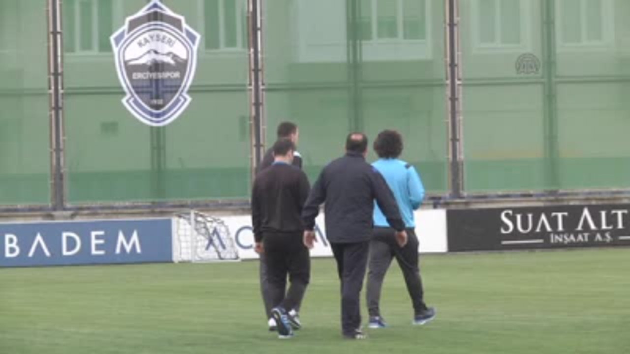 Tekke, Kariyerine Galibiyetle Başlamak İstiyor