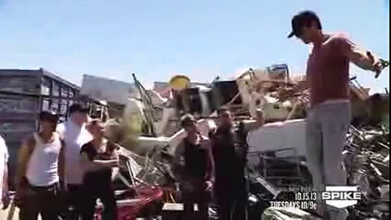 Magic Tricks - Shocking Criss Angel shocking trick gone wrong