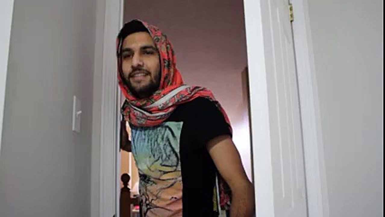 Zaid Ali T-Brown parents never close the door..