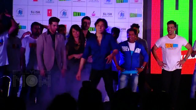 Tiger Shroff-Gay-Dance in Atif Aslam New Video 2015