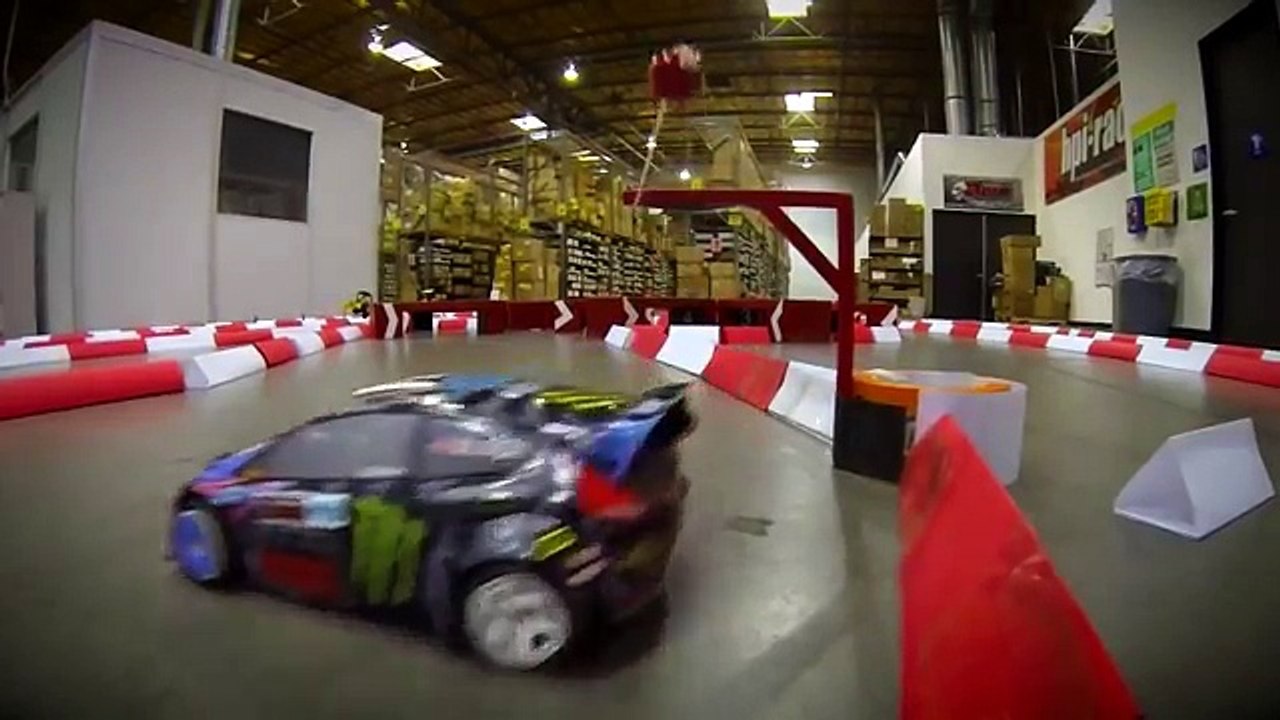 Go pro embarquée sur une mini voiture de rally