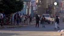 اشتباكات في عدن والحوثيون يتراجعون عنها