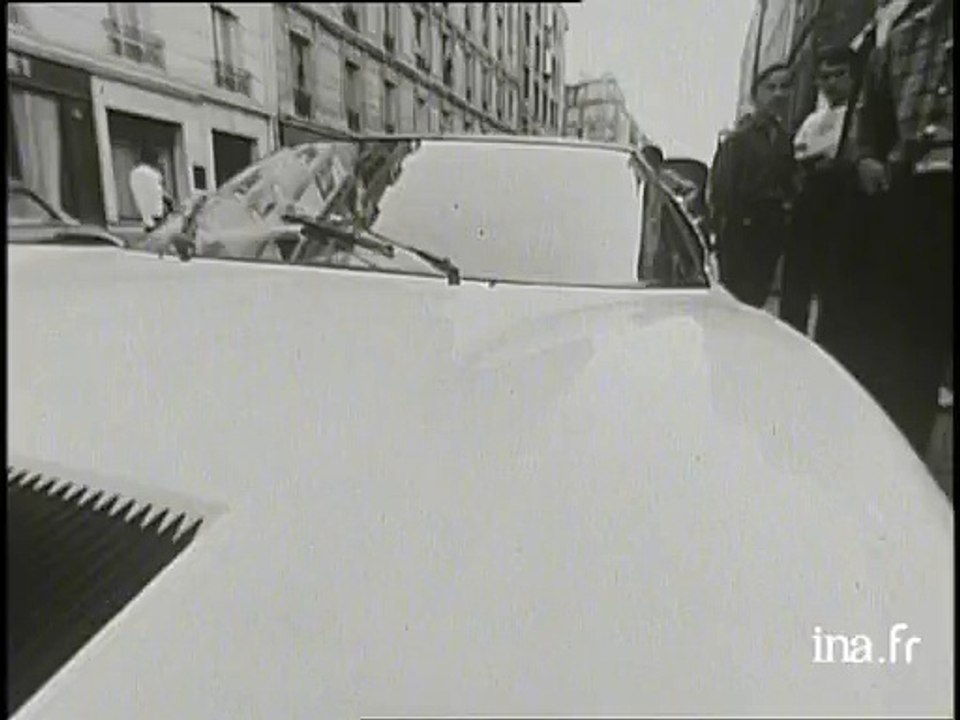 Une vieille dame à propos de Johnny Hallyday (Vidéo Ina)