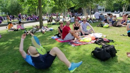 002_Insane Football skills - World Freestyle champion Andrew Henderson