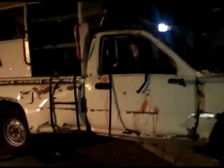 Télécharger la video: Exclusive Footage of Attack on Rangers in Shadman Town Karachi