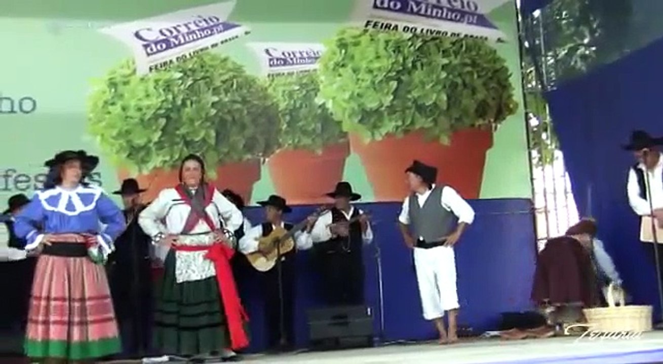 Grupo Folclórico da Casa do Pessoal da Universidade de Coimbra - Festas de S. João - Braga