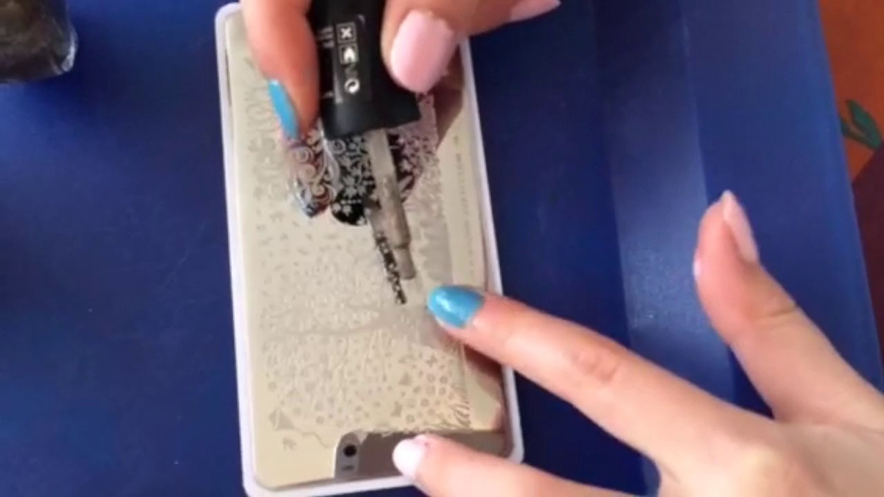 « Nail art de Pâques »