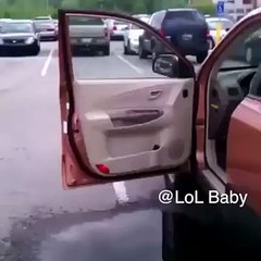 hahahah omg bad luck of girl .must watch