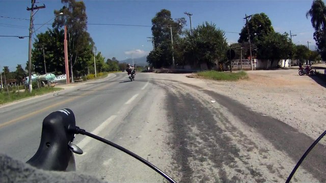 140 km, pedal, speed, triátlon, treino Ironman 2015, longão, 140 k, Marcelo Ambrogi e Fernando Cembranelli, corrida, giro rotacional, Taubaté, SP, Brasil, (28)