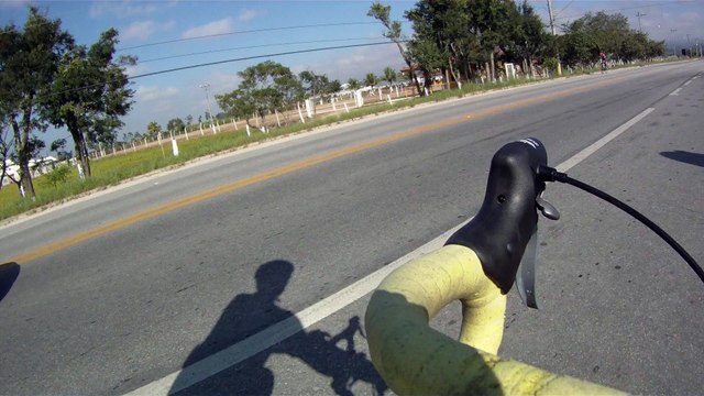 140 km, pedal, speed, triátlon, treino Ironman 2015, longão, 140 k, Marcelo Ambrogi e Fernando Cembranelli, corrida, giro rotacional, Taubaté, SP, Brasil, (38)