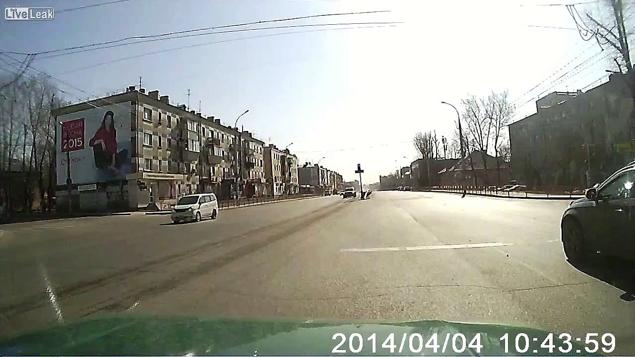 Crazy Car Crash