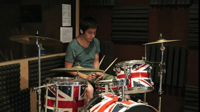 You Shook Me All Night Long - AC/DC (Drum cover)