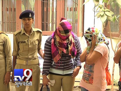 Sex racket busted at hotel in Naroda, 4 girls, pimp arrested - Tv9 Gujarati