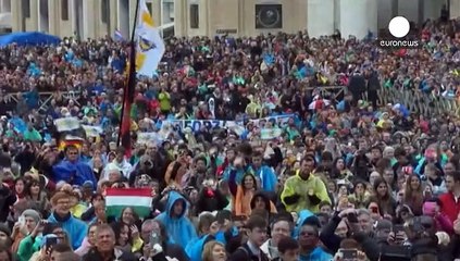 El papa enumera los conflictos abiertos en el mundo durante su mensaje de Pascua