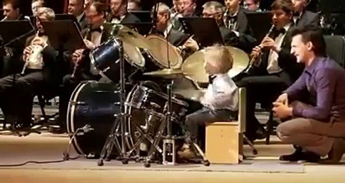 Little drummer!!! Wonderful - Syntheticsax Mikhail Morozov