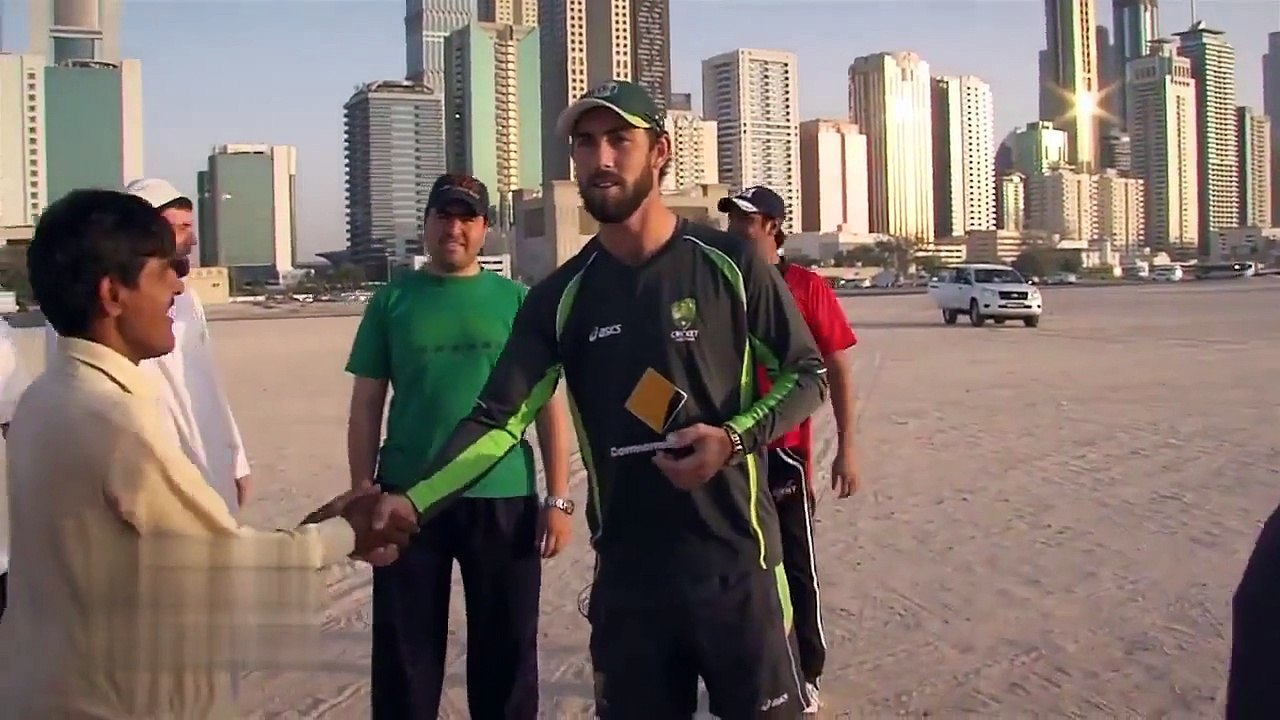 Maxwell Playing In Dubai