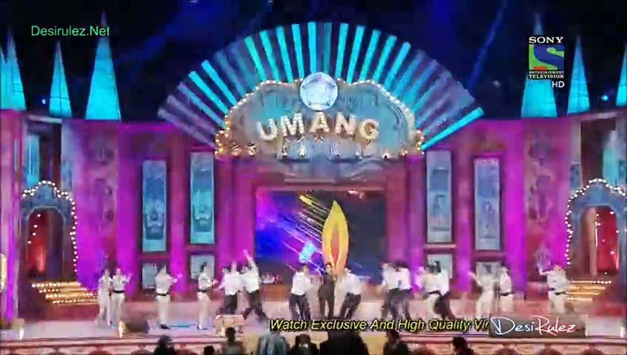 Parineeti Chopra performance Umang 2015