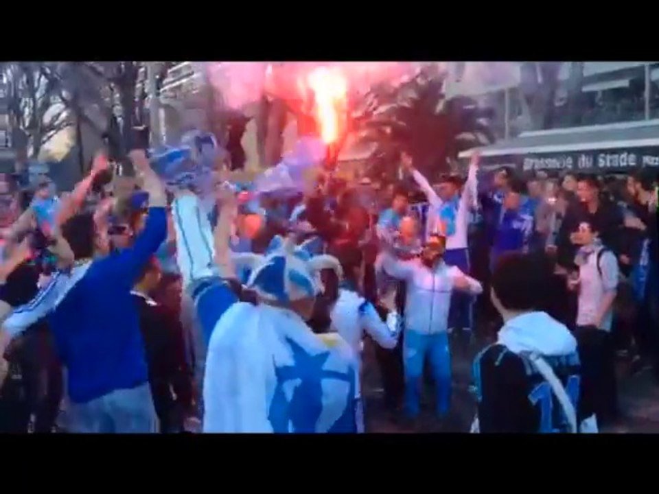 OM-PSG : les supporters marseillais mettent l'ambiance aux abords du stade