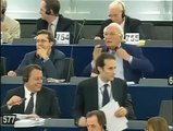 La figuraccia di Berlusconi al Parlamento Europeo
