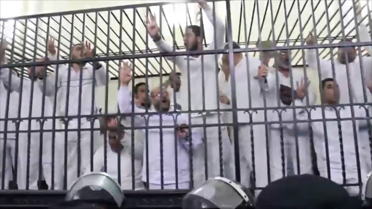 مصر: إحالة 187 مدنيا إلى المحكمة العسكرية