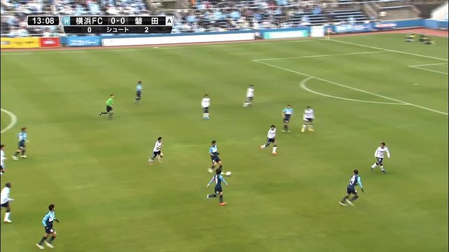 Japon - Le plus vieux footballeur pro marque encore