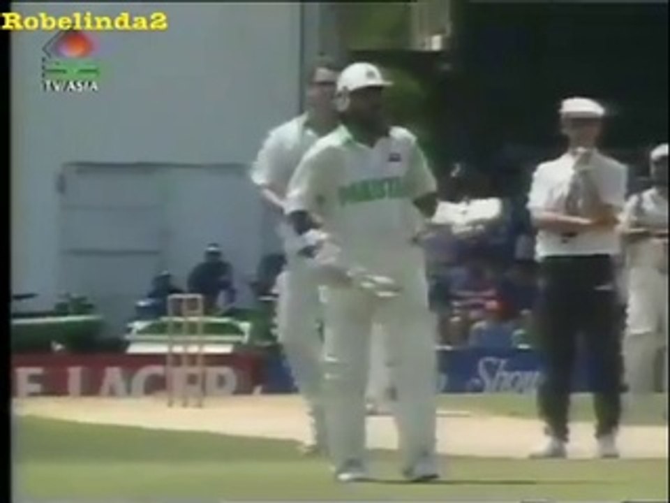 Bat breaks in half from a slower ball