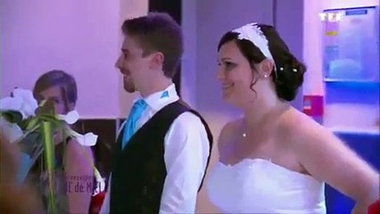 Elle pense que seuls les Marseillais chantent la Marseillaise.