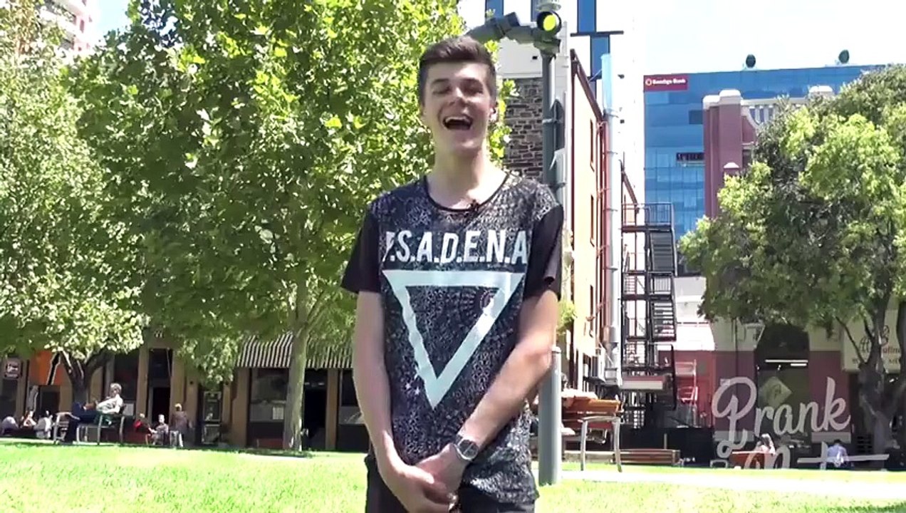 Honesty (Social Experiment) - Change the way you think