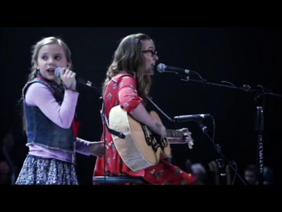 Lennon and Maisy -  Ho Hey