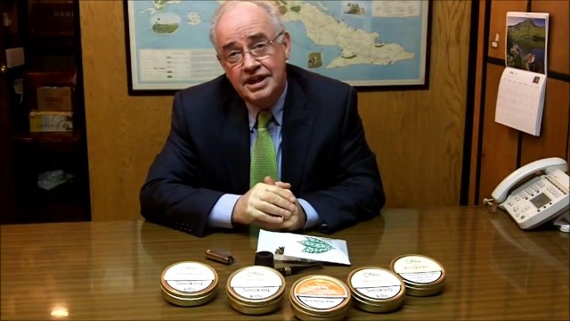 A guide to the new Pipe Smoker - How to fill and light your pipe