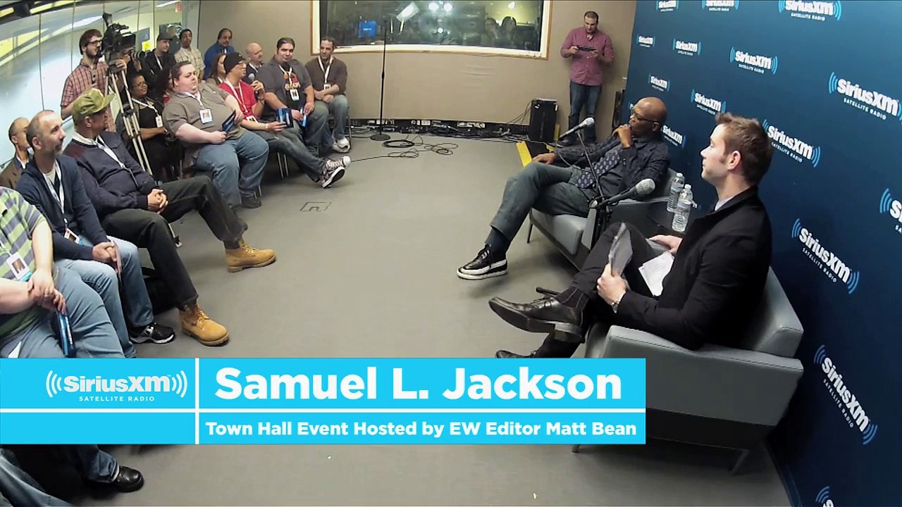 Samuel L. Jackson Geeks Out Choosing His Lightsaber for Star Wars // SiriusXM