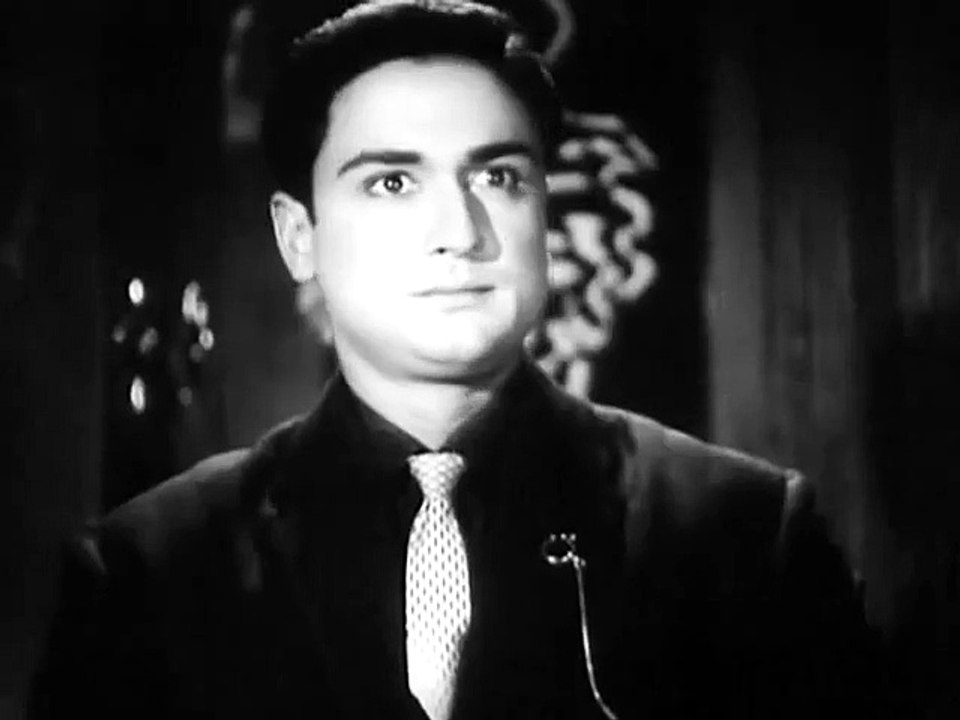 KAUN YEH AAYA MEHFIL MEIN | BIJLI SI CHAMKI DIL MEIN - (Dil Deke Dekho - 1959)