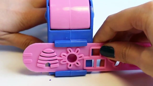 Peppa Pig Mega Dough Set Play Doh Fun Factory Machine Play Dough Treats Cupcakes Toys