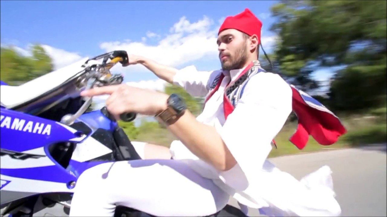 ΕΘΤ | TUS ft. Έφη Θώδη - Όπως λάχει εμείς οι Βλάχοι | 03.03.2015  Greek- face (hellenicᴴᴰ video clips)