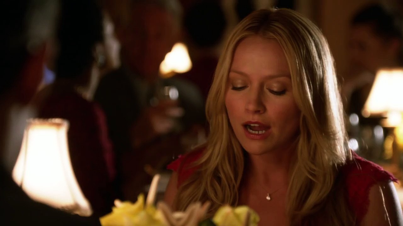 WEIRD LONERS   First Look  Weird Loners   FOX BROADCASTING