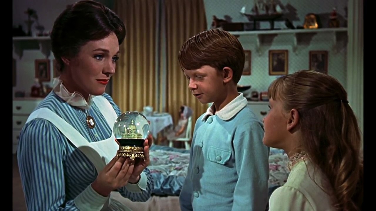 Mary Poppins - Chanson "Nourrir les ptits oiseaux" [VF|HD] (Disney)