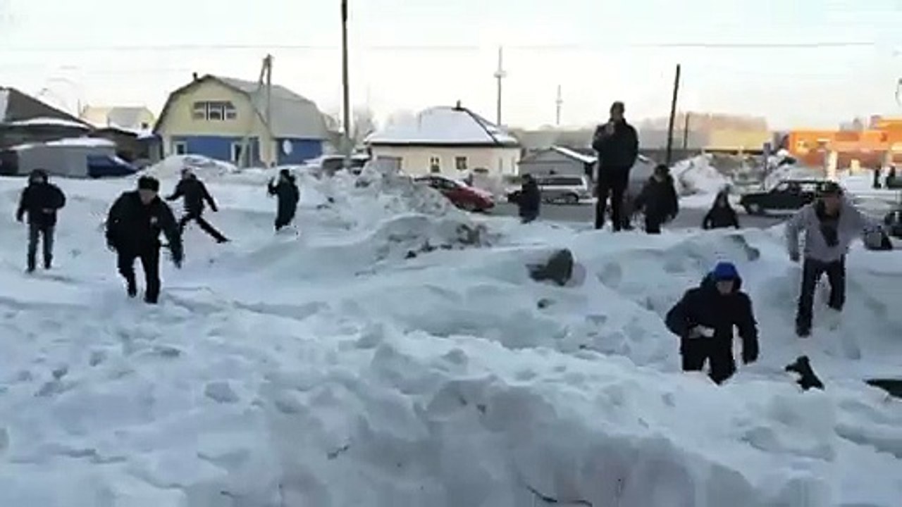 OMG !!! Kid sets fire himself