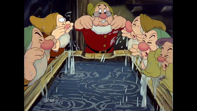 Blanche Neige et les Sept Nains - Chanson On se lave ! [VF|HD] (Disney)