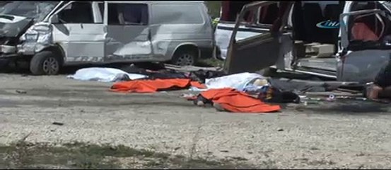 Konya’da feci kaza: 4 ölü, 11 yaralı