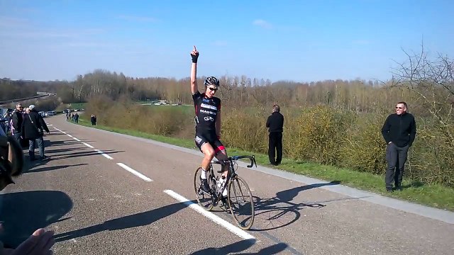 Cyclisme : l'arrivée du prix de Saint-Parres