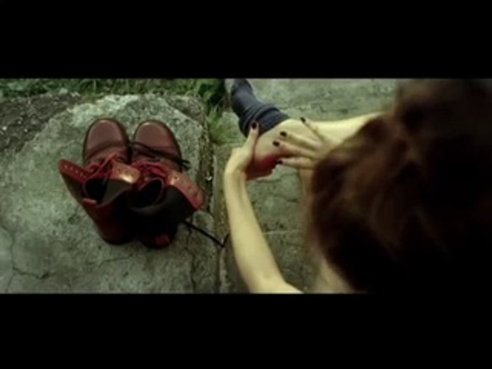 " Szelest  " -  Trailer