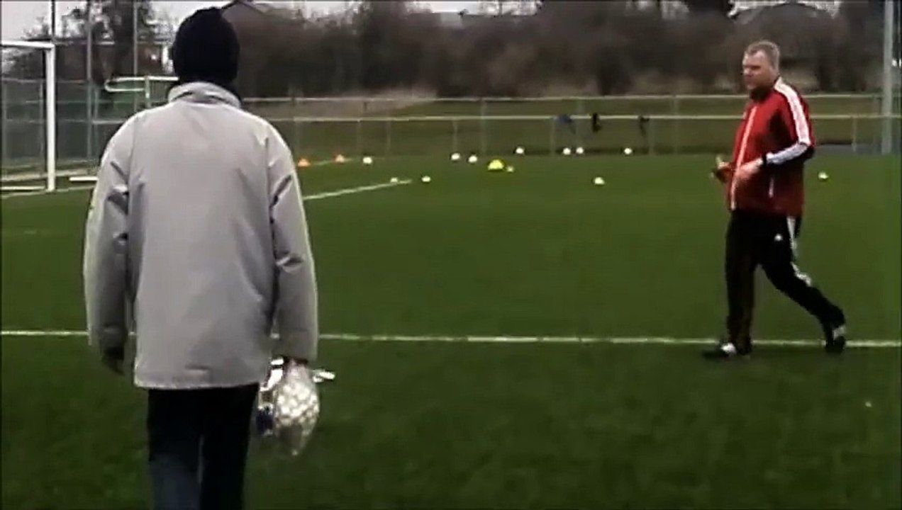 Lâcher oeufs au stage du foot RESTN Nandrin