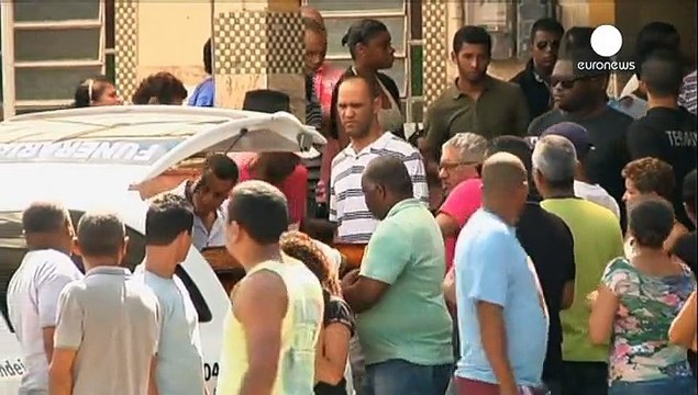 Бразилия: жители фавел Рио протестуют против насилия полиции