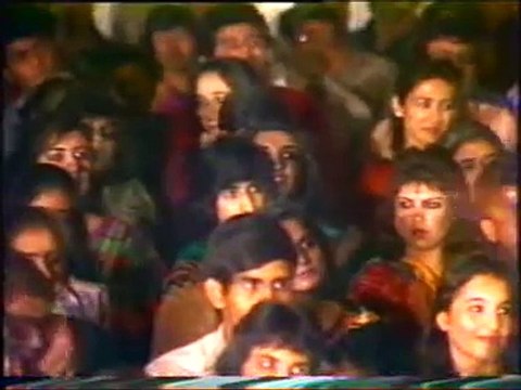 STUNNING NAZIA HASSAN SINGING BOOM BOOM