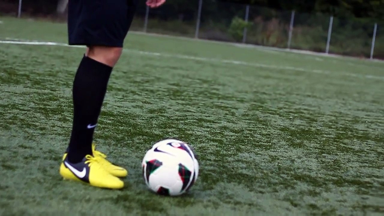 Zlatan Ibrahimovic Popcorn Flick | Tutorial - Soccer Trick Skills